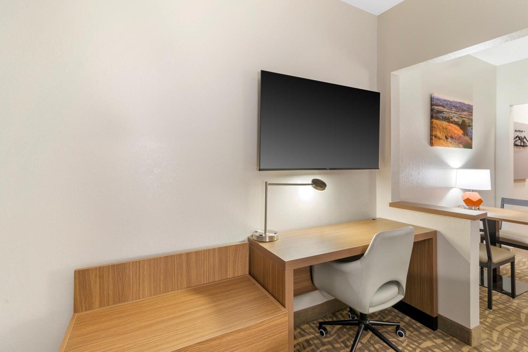 Everspring Suites Бисмарк Экстерьер фото